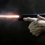 Levantamento mostra que 351 condenados por posse ou porte de armas tiveram penas reduzidas após decreto de Bolsonaro