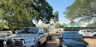 Assaltantes que roubaram muambeiros usando Hilux são presos em flagrante
