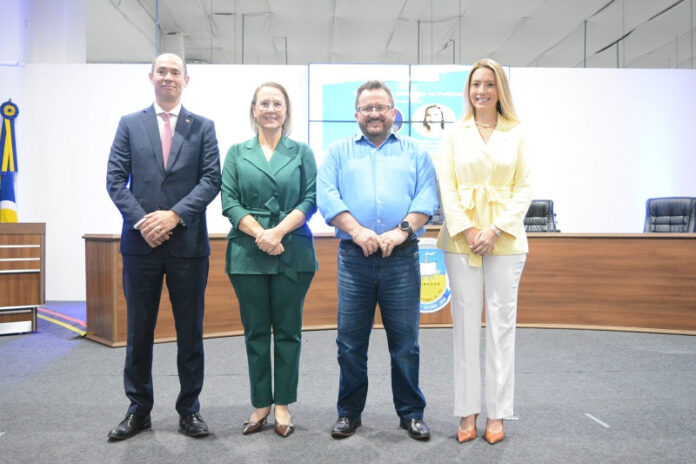 Câmara de Dourados recebe ciclo de palestras do MPMS sobre direitos das mulheres na política_6a8e19e67dbe7.jpeg