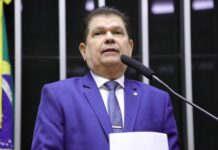 Lula pede que deputado deixe função de vice-líder do governo