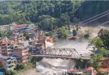 Número de mortos em enchentes no Nepal e Tibete passa de 600