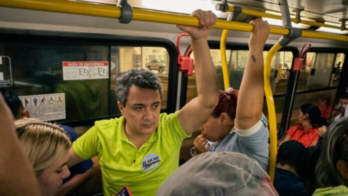 Ônibus velho fora das ruas, mas e o ar no busão? Landmark cobra resposta_6a88d2004ff3b.jpeg