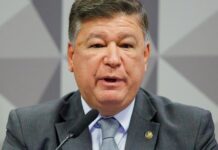 Oposição pede abertura de CPMI para investigar Lulinha