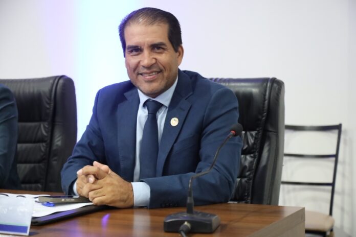 Souza pede retomada e ampliação de mutirões oftalmológicos em Dourados_6a9585255cf4b.jpeg